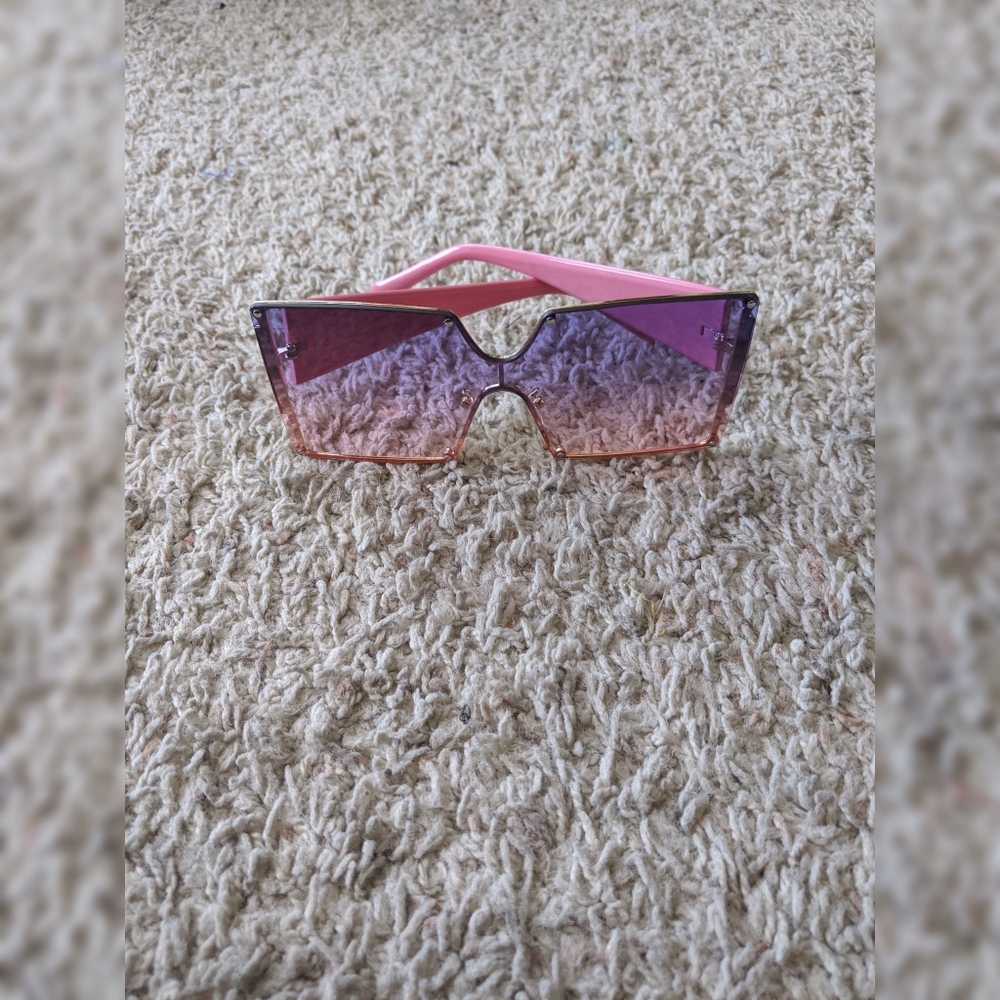 Large Square Sunglasses!